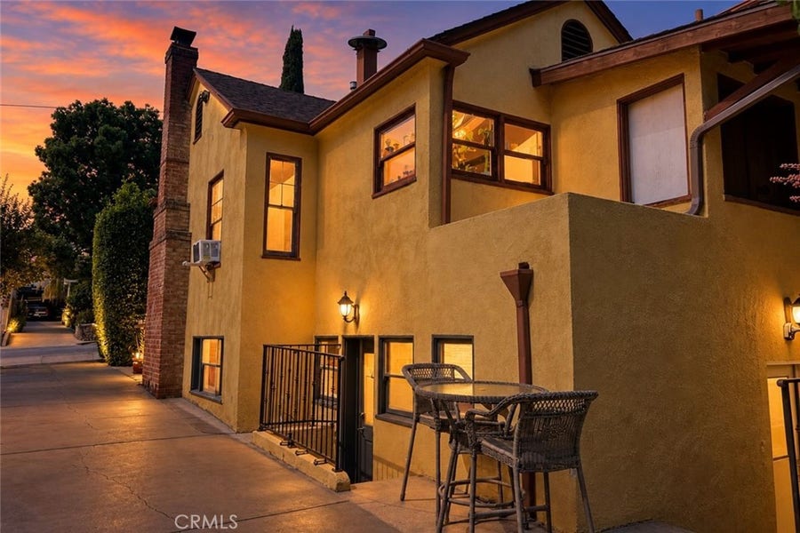 Property photo for 940 Hilldale Ave, West Hollywood, CA