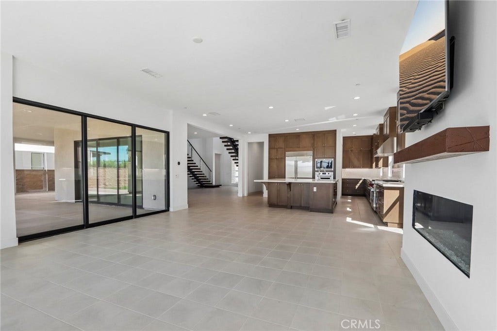 20580 Edgewood Court, Chatsworth, CA 91311 20580 Edgewood Court, Chatsworth, CA 91311