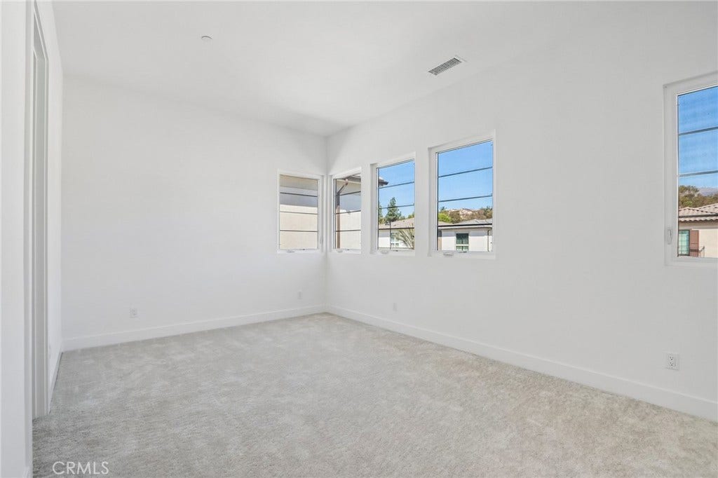 20580 Edgewood Court, Chatsworth, CA 91311 20580 Edgewood Court, Chatsworth, CA 91311