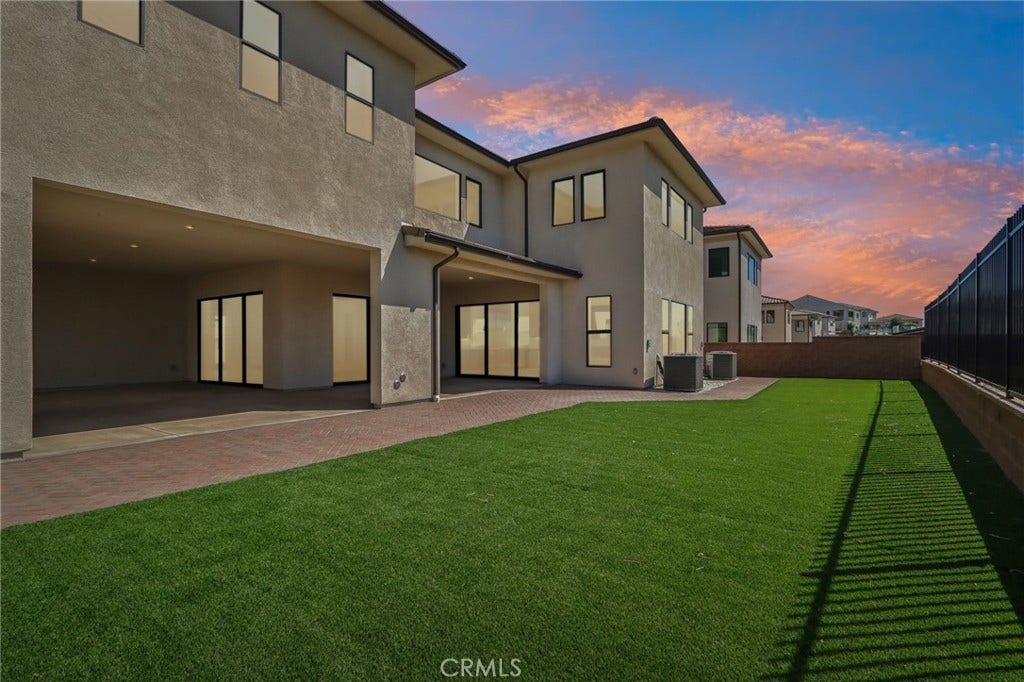 20580 Edgewood Court, Chatsworth, CA 91311 20580 Edgewood Court, Chatsworth, CA 91311