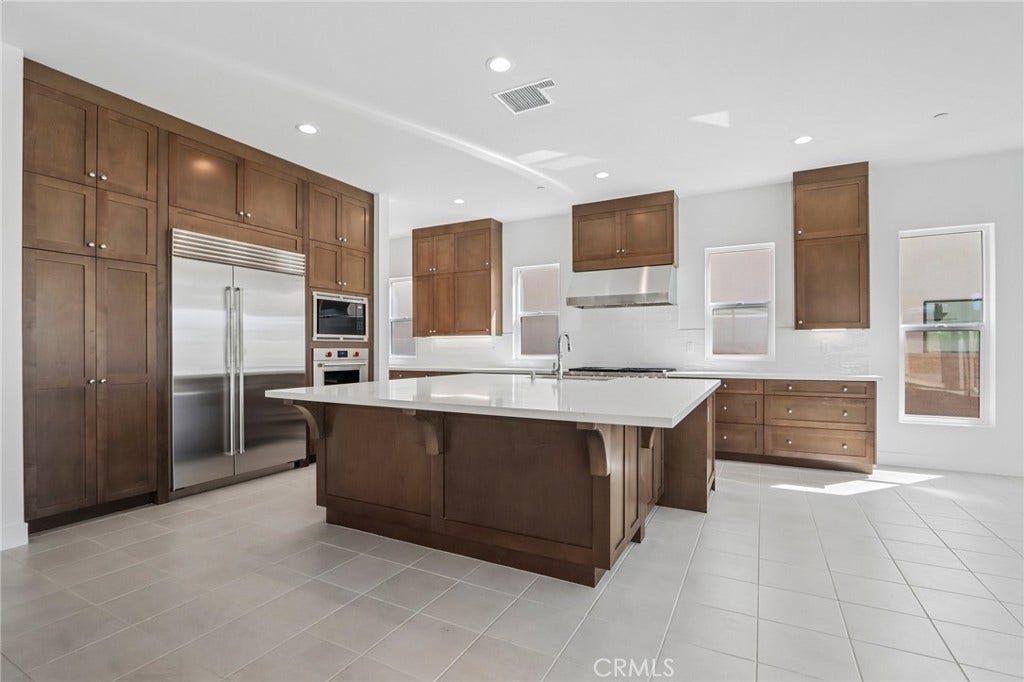 20580 Edgewood Court, Chatsworth, CA 91311 20580 Edgewood Court, Chatsworth, CA 91311