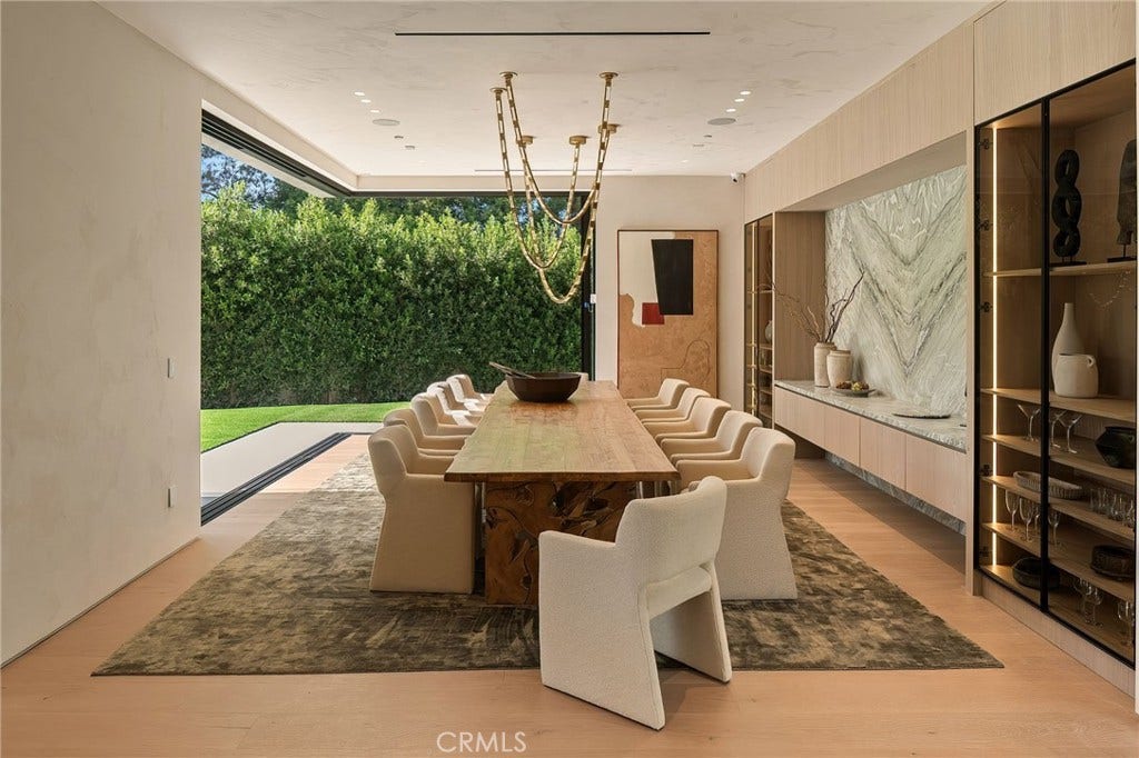 16093 Royal Oak Road, Encino, CA 91436