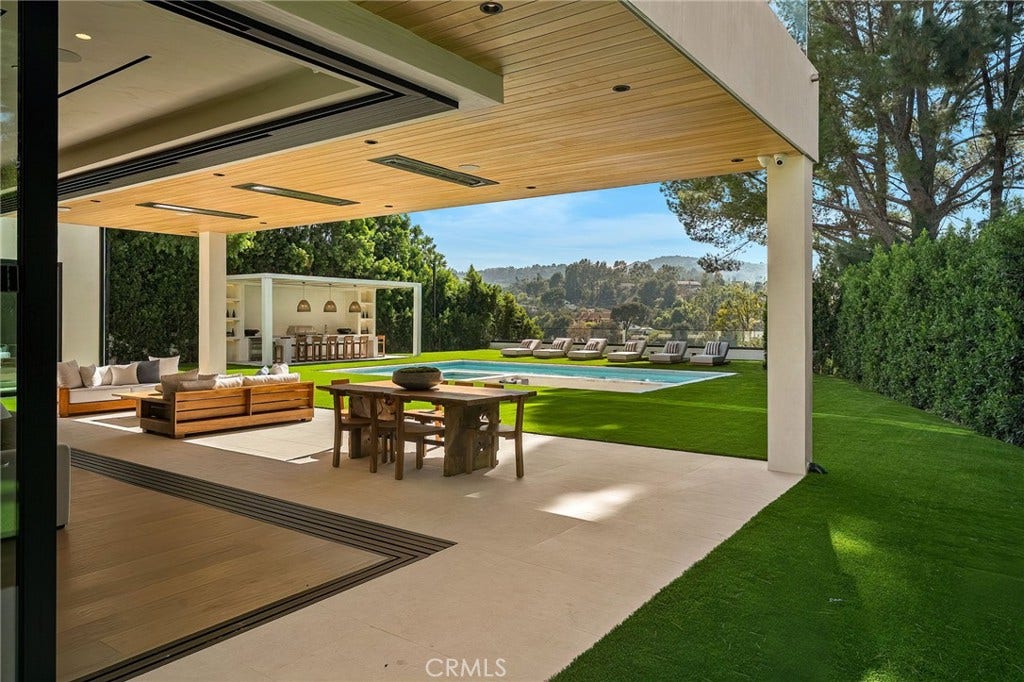 16093 Royal Oak Road, Encino, CA 91436