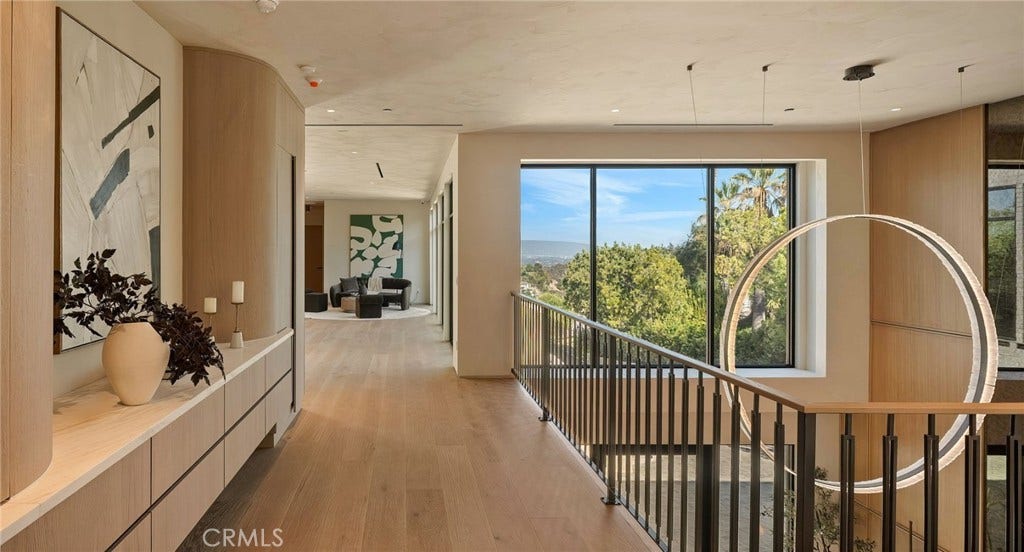 16093 Royal Oak Road, Encino, CA 91436