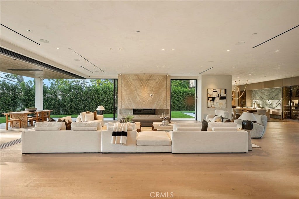 16093 Royal Oak Road, Encino, CA 91436