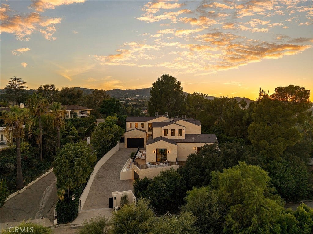 16093 Royal Oak Road, Encino, CA 91436