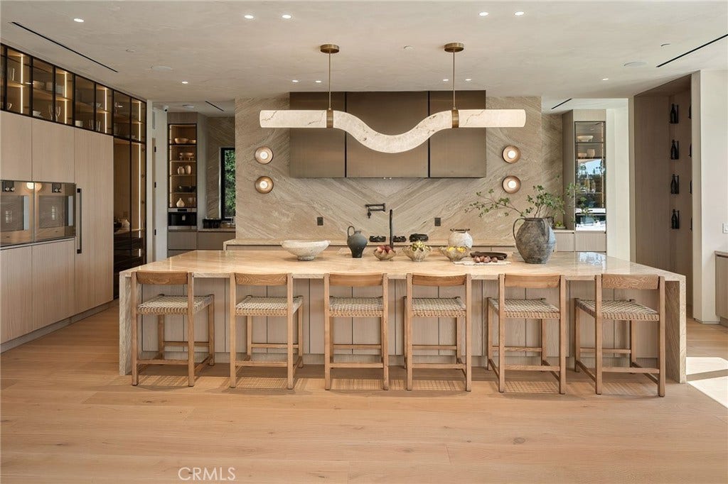 16093 Royal Oak Road, Encino, CA 91436