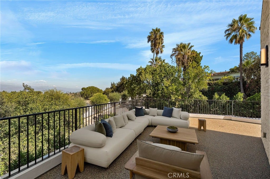 16093 Royal Oak Road, Encino, CA 91436