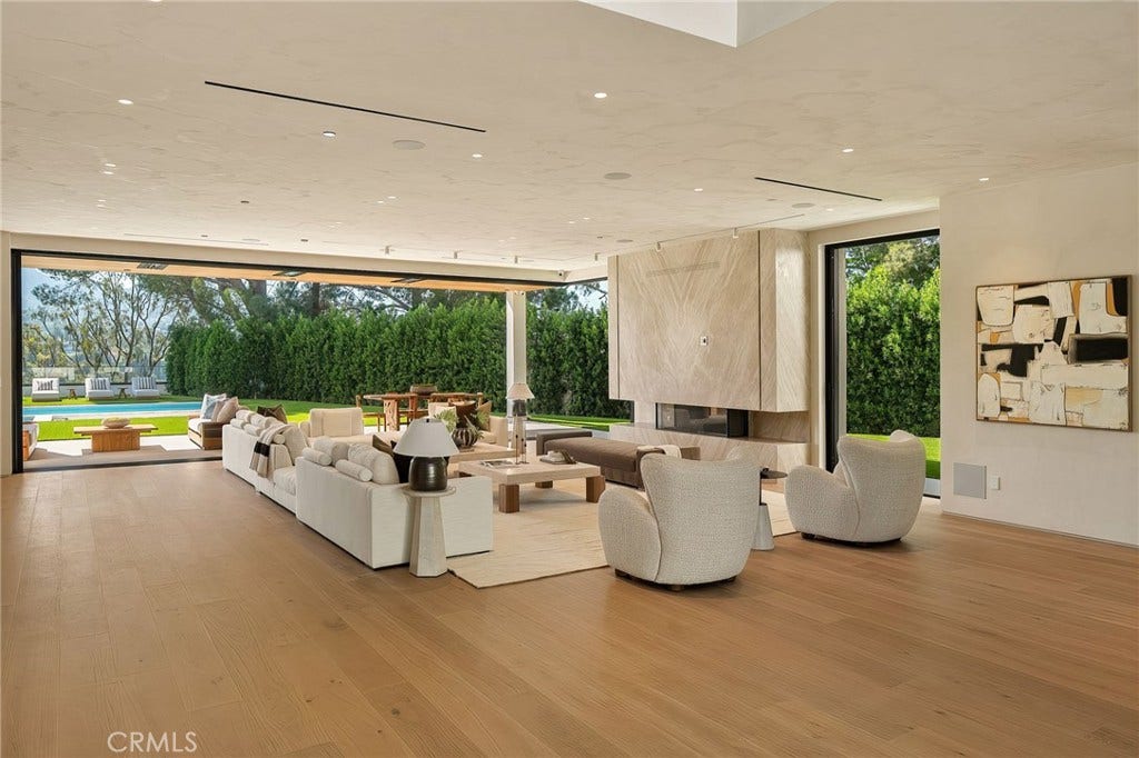 16093 Royal Oak Road, Encino, CA 91436
