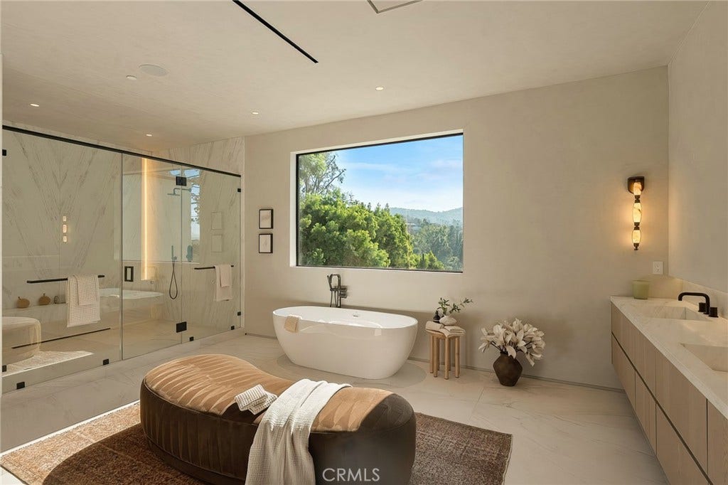 16093 Royal Oak Road, Encino, CA 91436