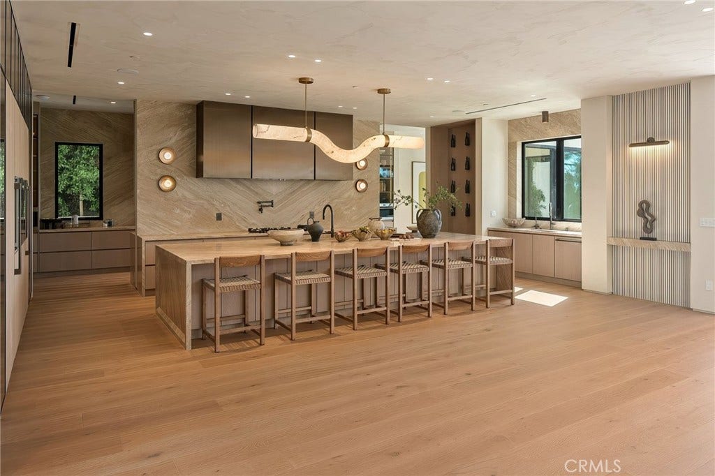 16093 Royal Oak Road, Encino, CA 91436