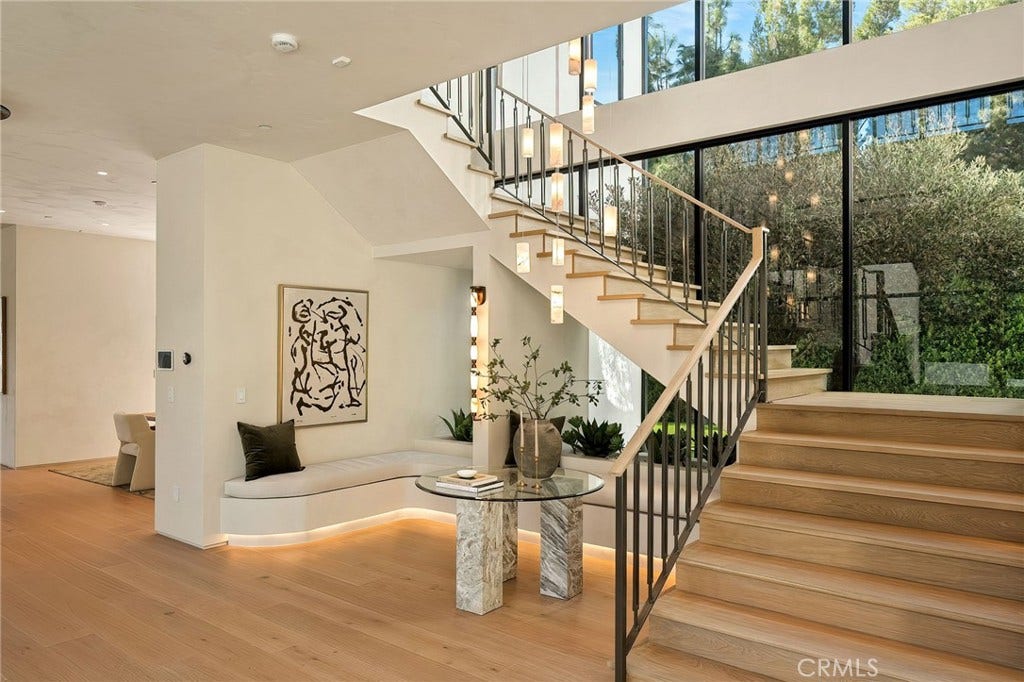 16093 Royal Oak Road, Encino, CA 91436