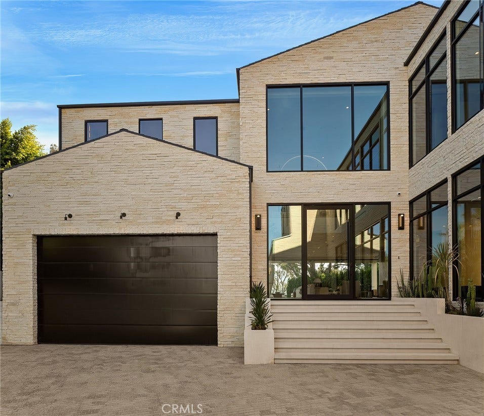 16093 Royal Oak Road, Encino, CA 91436