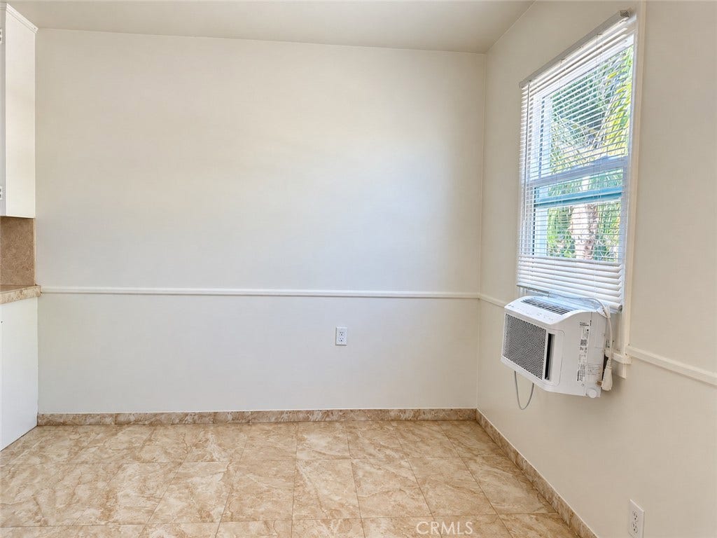15234 Rayen Street, #D, North Hills, CA 91343 15234 Rayen Street, #D, North Hills, CA 91343