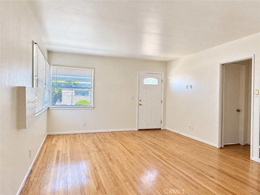 15234 Rayen Street, #D, North Hills, CA 91343 15234 Rayen Street, #D, North Hills, CA 91343