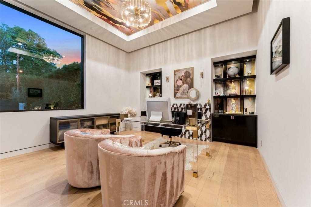 5301 Amestoy Avenue, Encino, CA 91316 5301 Amestoy Avenue, Encino, CA 91316