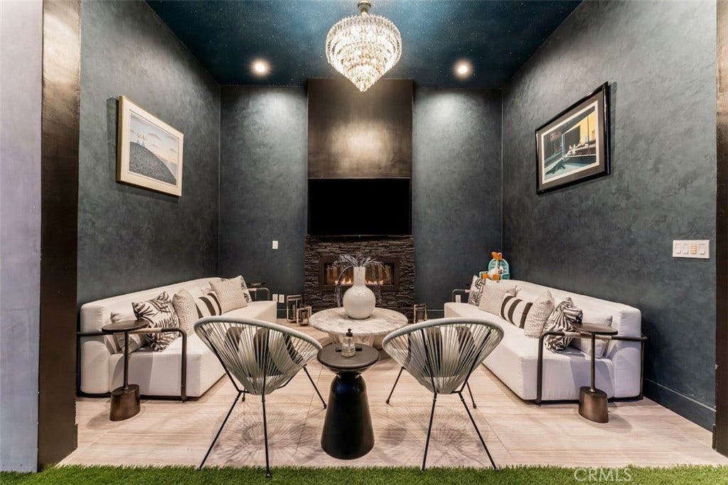 5301 Amestoy Avenue, Encino, CA 91316 5301 Amestoy Avenue, Encino, CA 91316