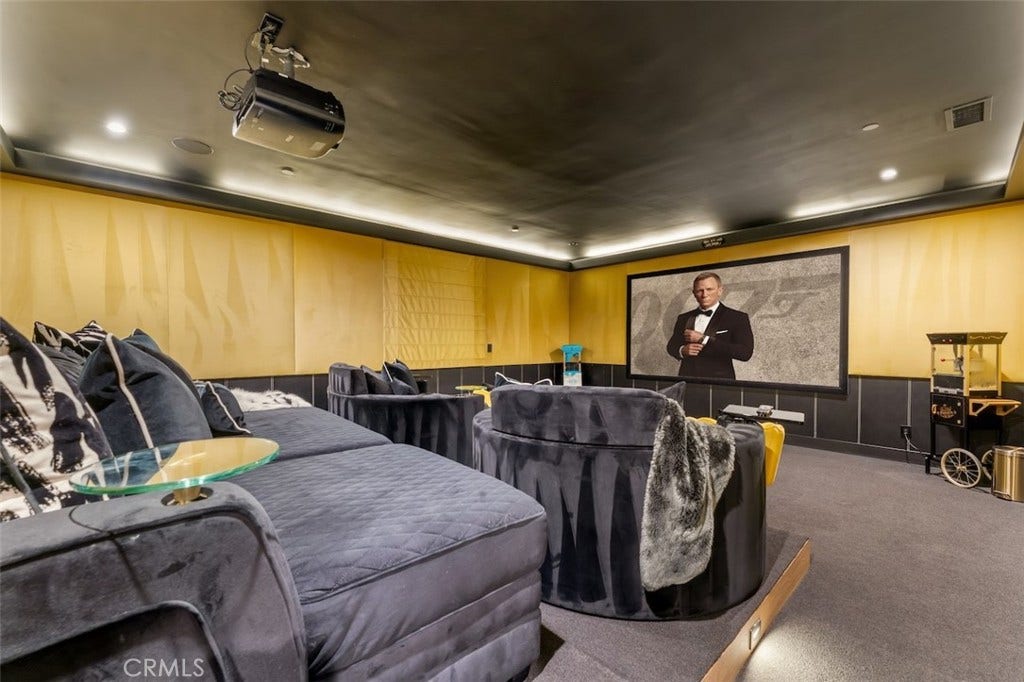 5301 Amestoy Avenue, Encino, CA 91316 5301 Amestoy Avenue, Encino, CA 91316