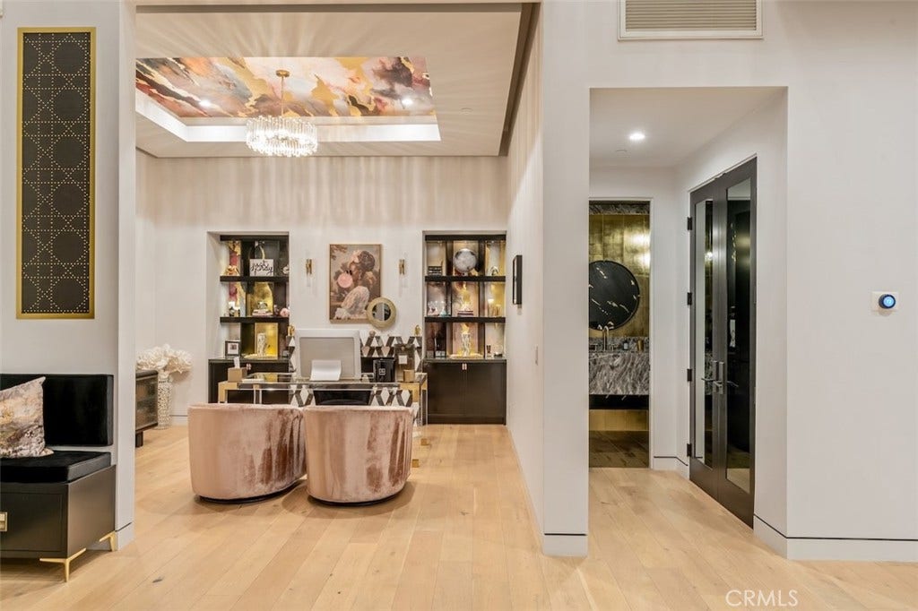 5301 Amestoy Avenue, Encino, CA 91316 5301 Amestoy Avenue, Encino, CA 91316