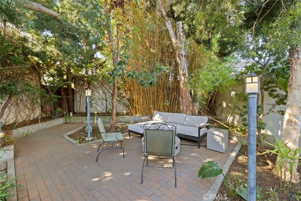 5029 Pickford, Culver City, CA 90230