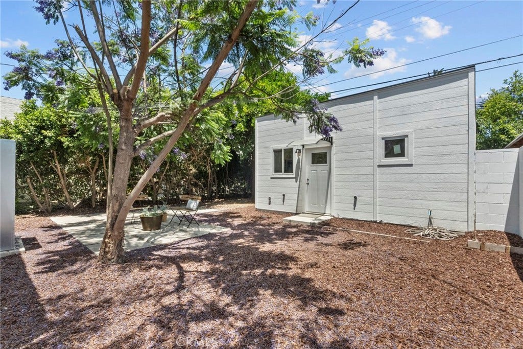 1745 W 39th, Los Angeles, CA 90062