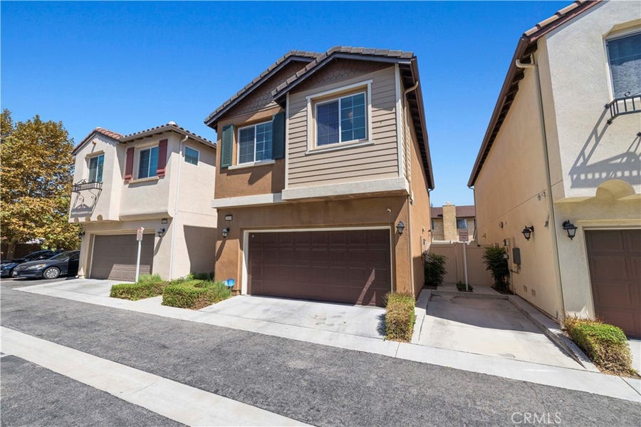 Property photo for 14609 W Del Playa, Panorama City, CA
