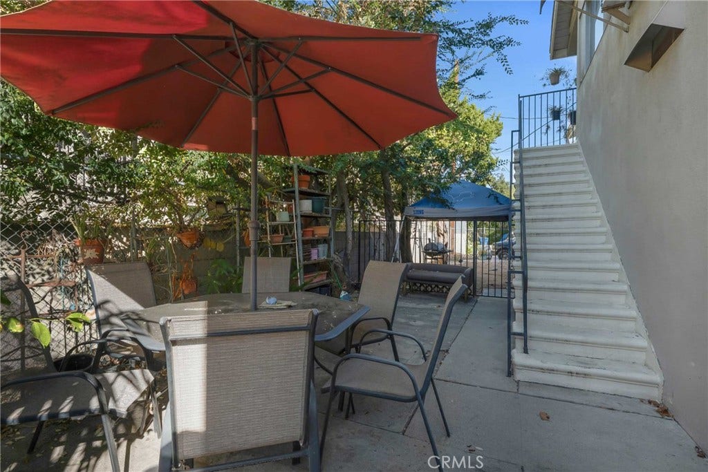 10413 Parr, Sunland, CA 91040 10413 Parr, Sunland, CA 91040