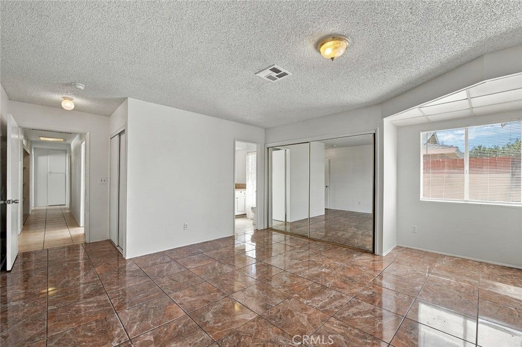 1204 E Avenue Q4, Palmdale, CA 93550 1204 E Avenue Q4, Palmdale, CA 93550