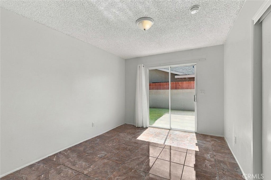 1204 E Avenue Q4, Palmdale, CA 93550 1204 E Avenue Q4, Palmdale, CA 93550