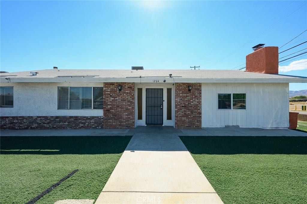 1204 E Avenue Q4, Palmdale, CA 93550 1204 E Avenue Q4, Palmdale, CA 93550
