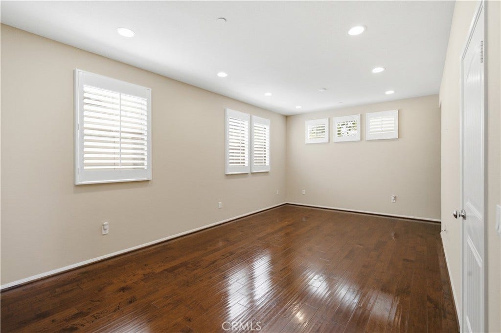 20278 Pienza, Porter Ranch, CA 91326 20278 Pienza, Porter Ranch, CA 91326