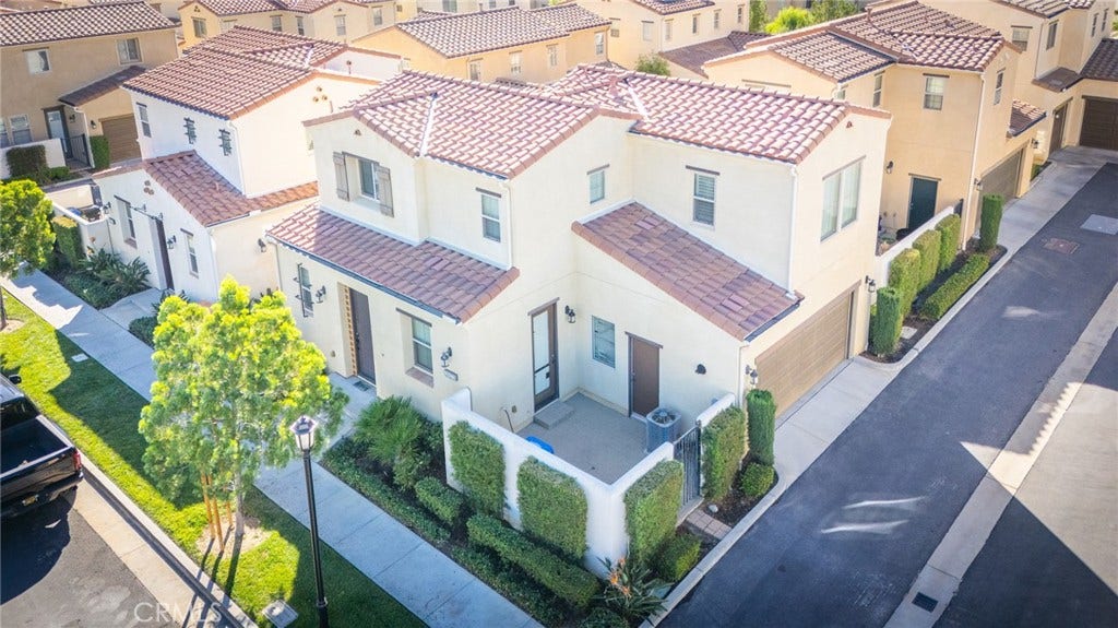 20278 Pienza, Porter Ranch, CA 91326 20278 Pienza, Porter Ranch, CA 91326