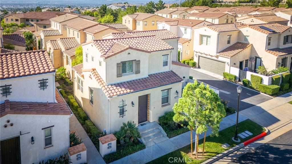 20278 Pienza, Porter Ranch, CA 91326 20278 Pienza, Porter Ranch, CA 91326