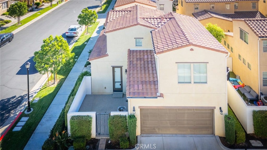 20278 Pienza, Porter Ranch, CA 91326 20278 Pienza, Porter Ranch, CA 91326