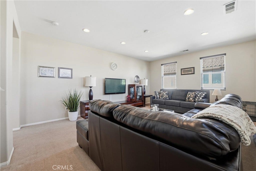 4018 Jonathon Street, Lancaster, CA 93536 4018 Jonathon Street, Lancaster, CA 93536