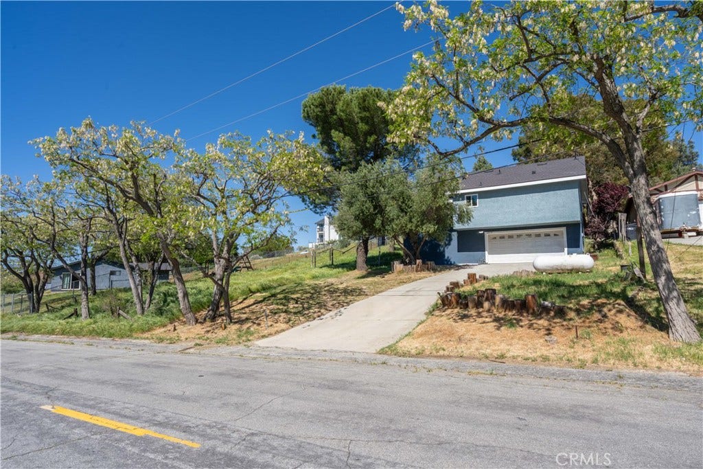 42640 Ranch Club, Lake Hughes, CA 93532 42640 Ranch Club, Lake Hughes, CA 93532