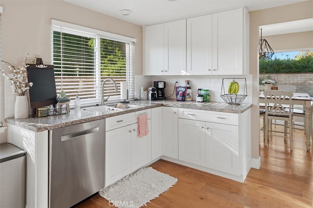 25860 Via Candice, Valencia, CA 91355 25860 Via Candice, Valencia, CA 91355