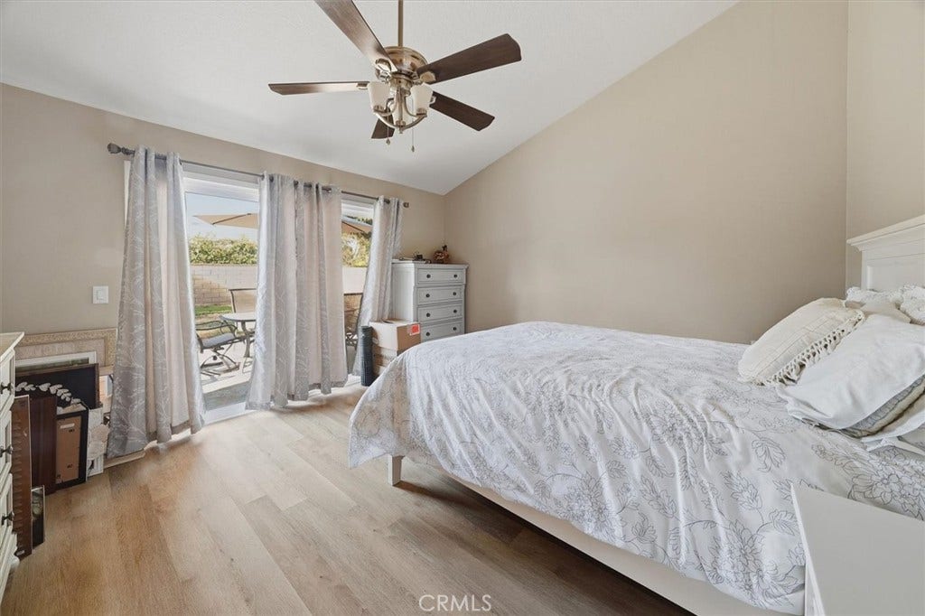 25860 Via Candice, Valencia, CA 91355 25860 Via Candice, Valencia, CA 91355