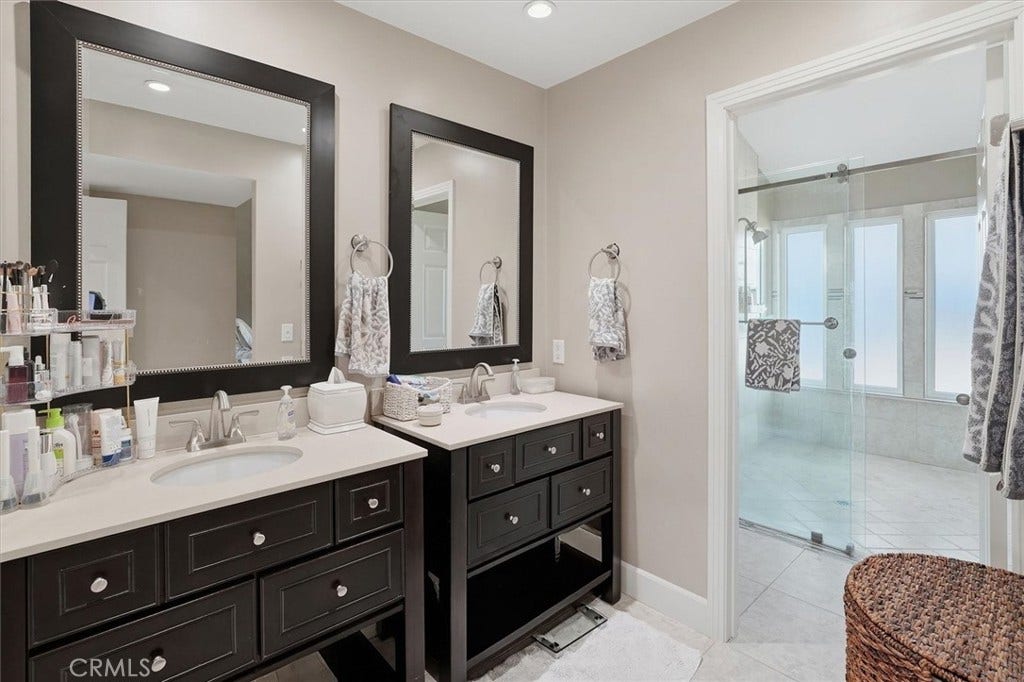25860 Via Candice, Valencia, CA 91355 25860 Via Candice, Valencia, CA 91355