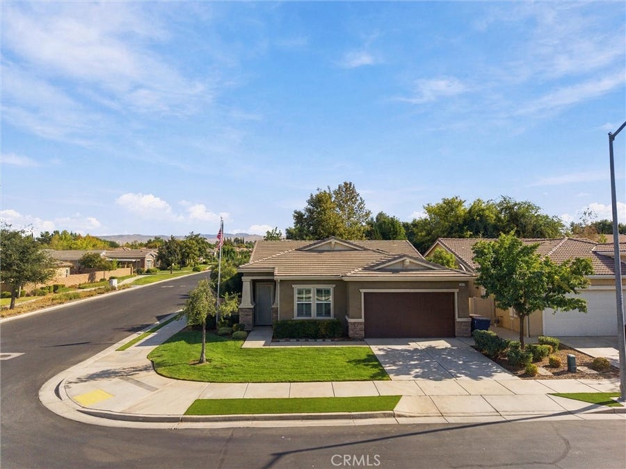Property photo for 6019 Dubois Place, Bakersfield, CA