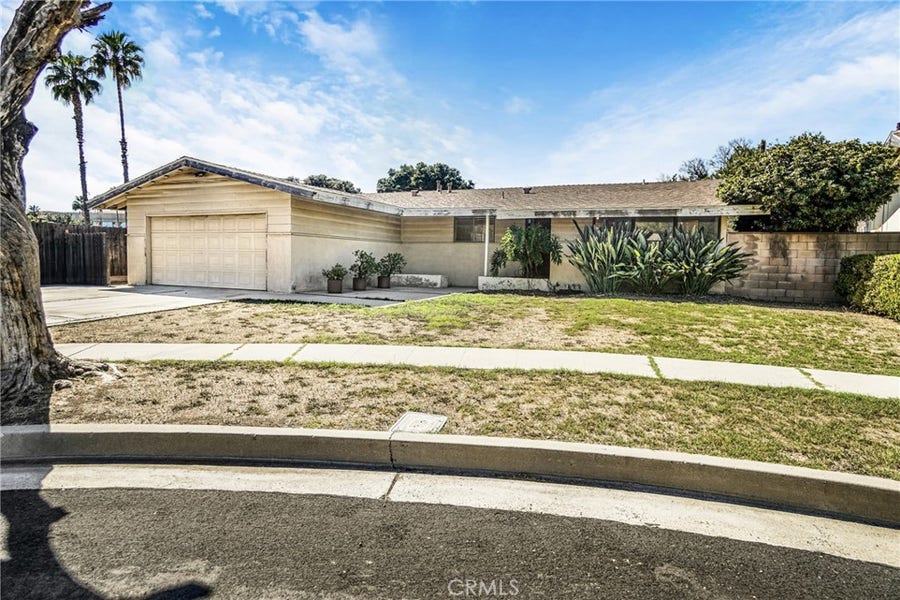 Property photo for 9501 Lubao Avenue, Chatsworth, CA