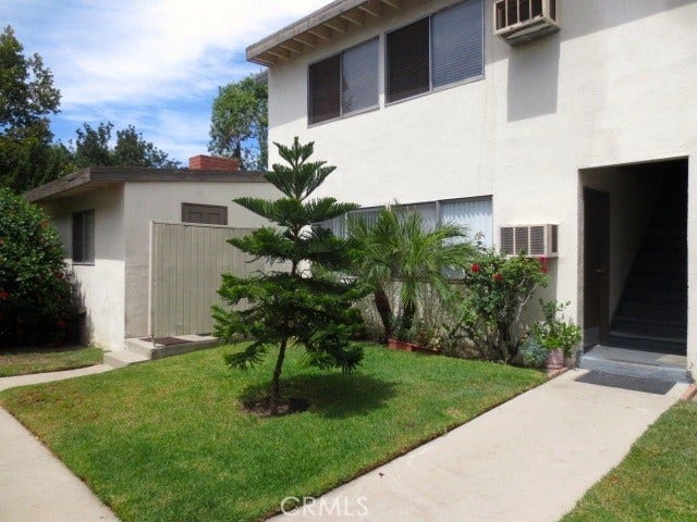 Property photo for 8356 Amigo, #5, Northridge, CA