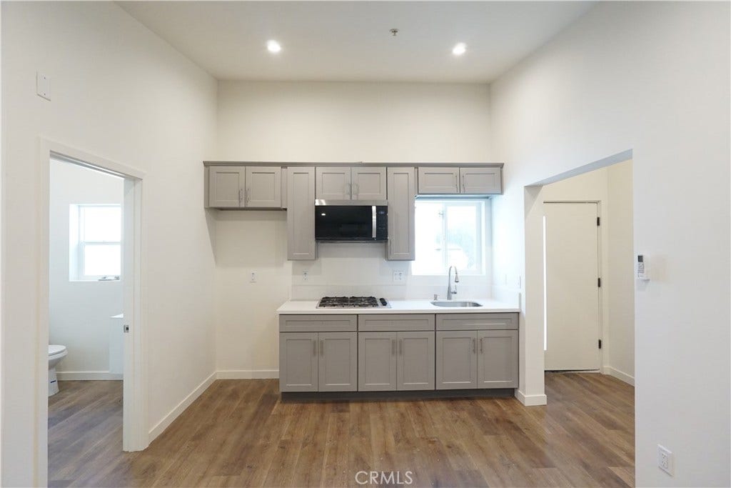 Kitchen 4