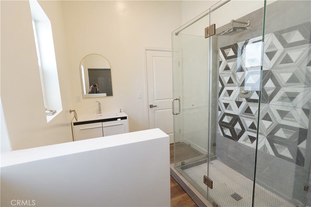 Bathroom 1a