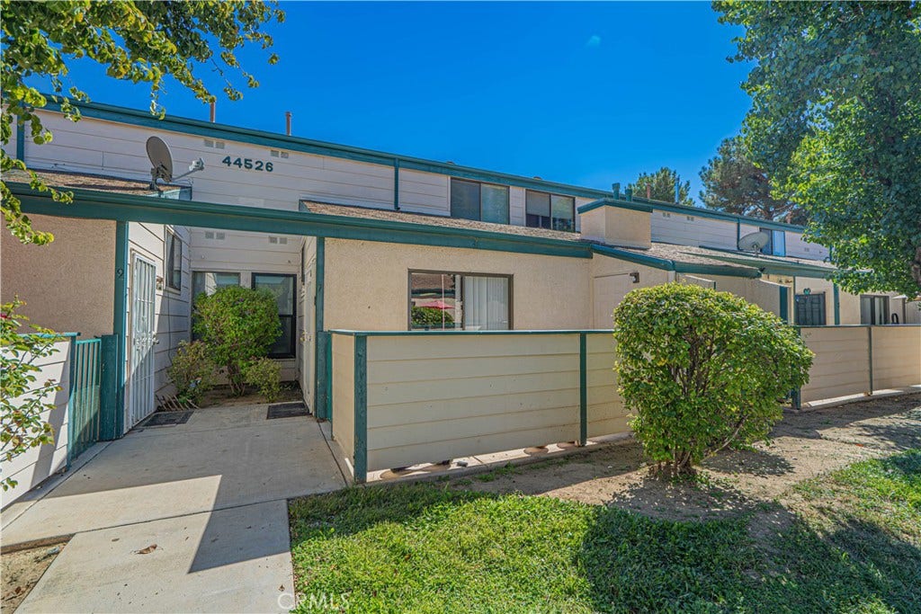 44526 15th Street E, #7, Lancaster, CA 93535 44526 15th Street E, #7, Lancaster, CA 93535