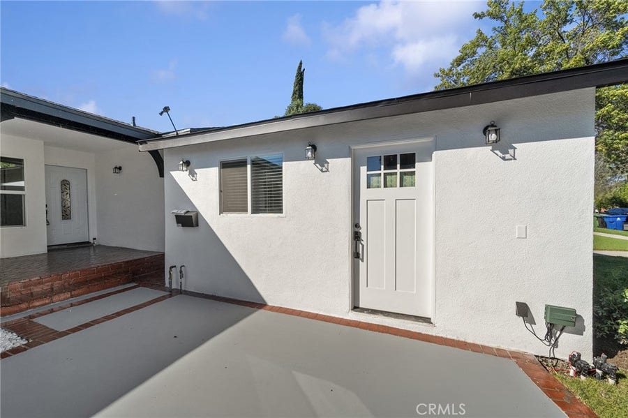Property photo for 7513 Topeka, Reseda, CA