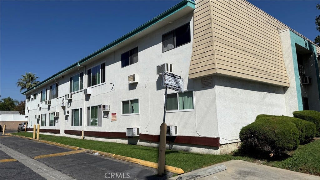 13313 Oxnard, Van Nuys, CA 91401 13313 Oxnard, Van Nuys, CA 91401