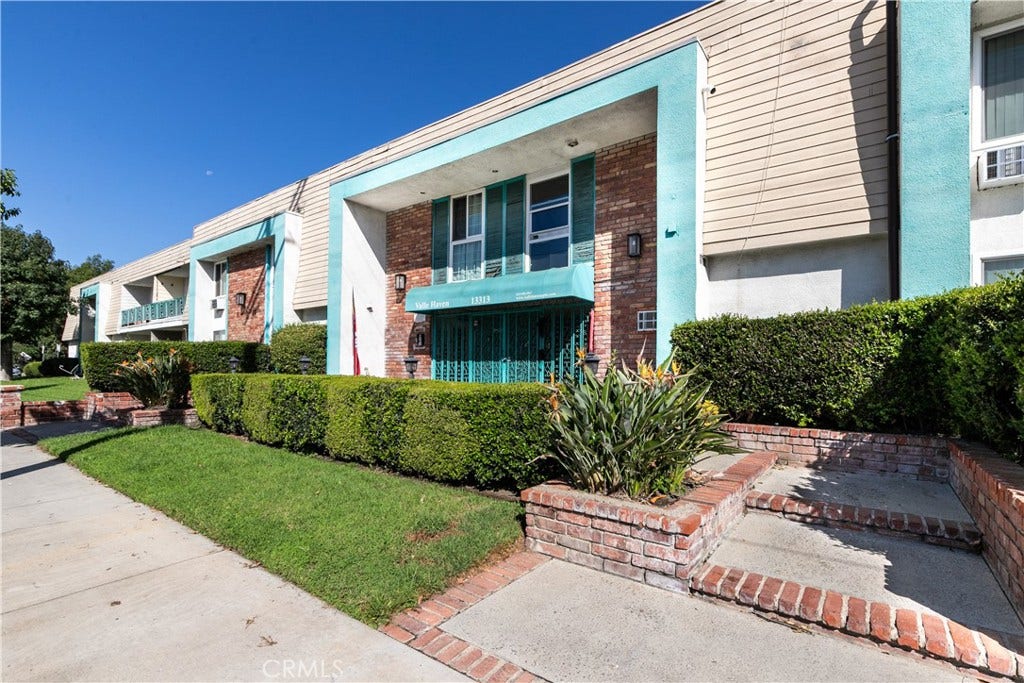 13313 Oxnard, Van Nuys, CA 91401 13313 Oxnard, Van Nuys, CA 91401