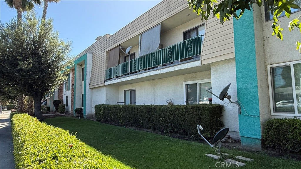 13313 Oxnard, Van Nuys, CA 91401 13313 Oxnard, Van Nuys, CA 91401