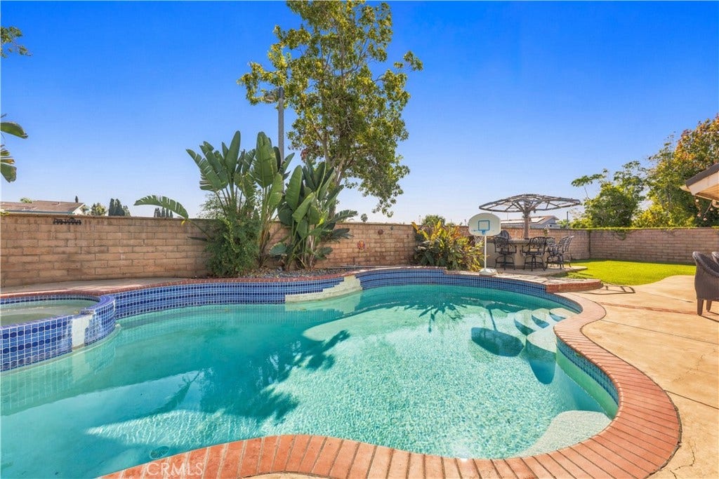 2608 Gemini Court, Camarillo, CA 93010 2608 Gemini Court, Camarillo, CA 93010